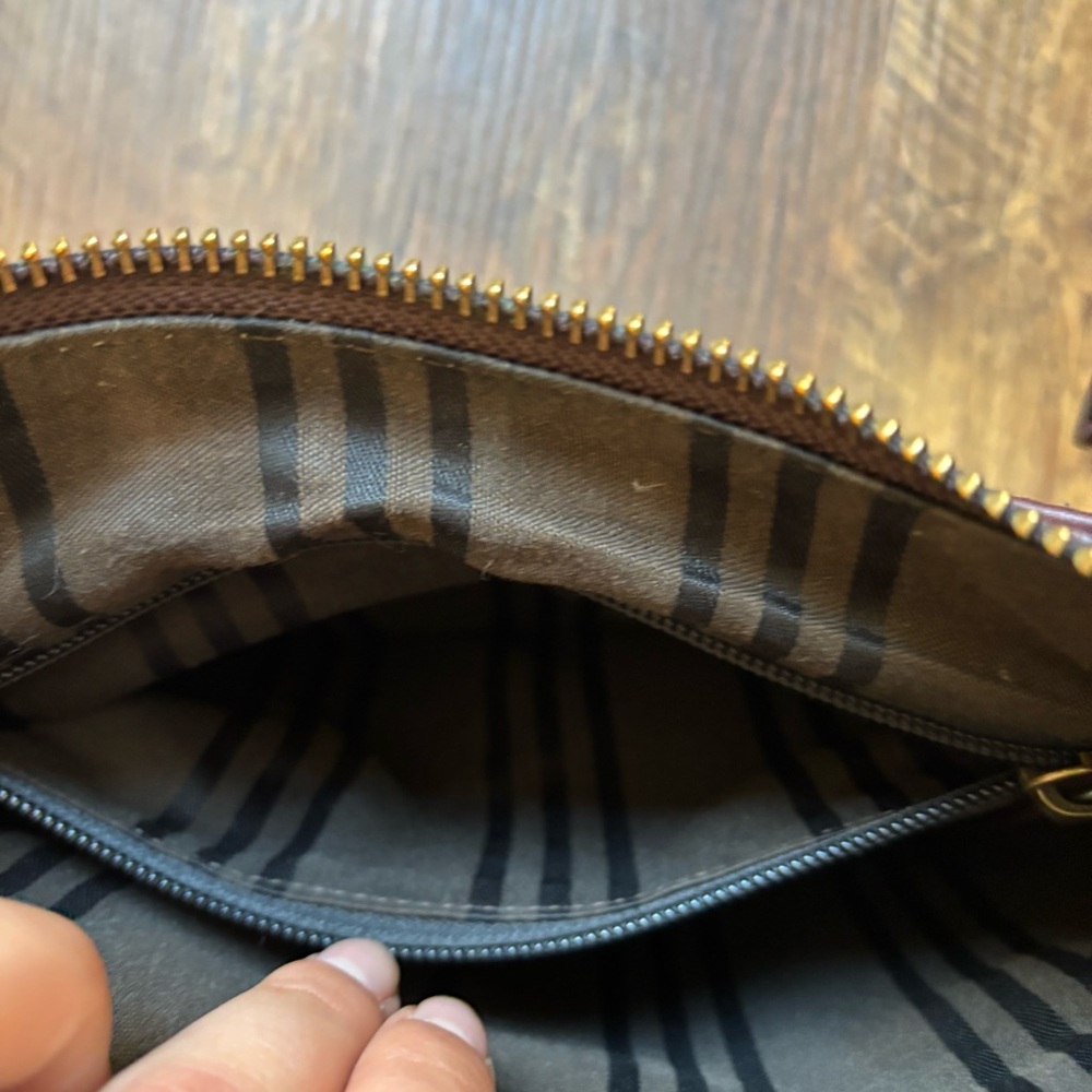 Frye Melissa Zip Crossbody Dark Red - Picture 11 of 16